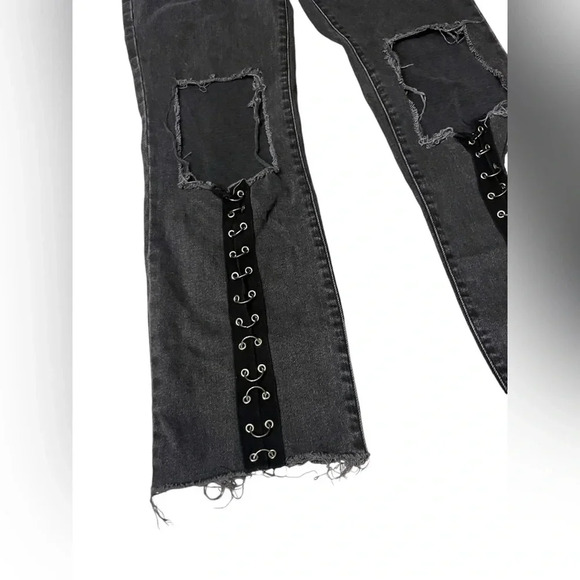 The Ragged Priest Jeans Faded Black High Rise Crop Straight Metal Rings Size 26 - Picture 3 of 9